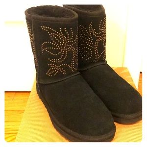 Ugh Adelaide Studded Shearling Boot